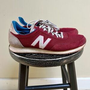 New Balance Men's Red Sneakers